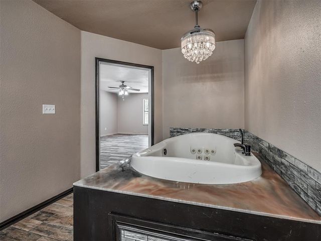 8112 NW 114th Street, Oklahoma City, OK 73162