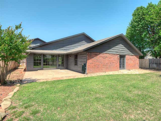 8112 NW 114th Street, Oklahoma City, OK 73162