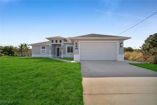 4201 7th ST SW, Lehigh Acres, FL 33976