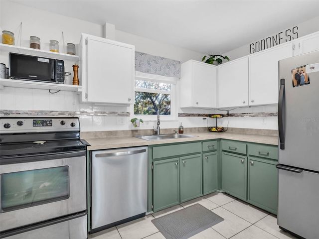 2056 RED CEDAR LANE E, Clearwater, FL 33763