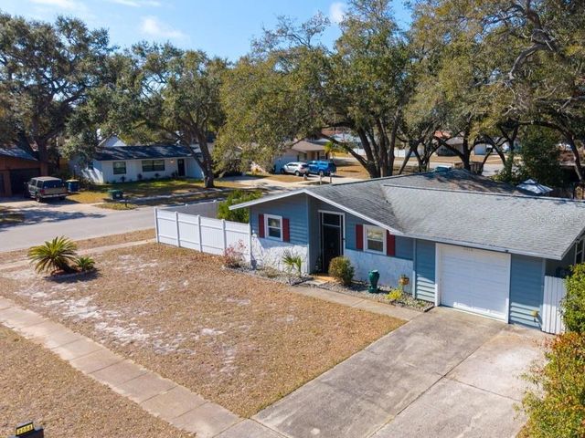 2056 RED CEDAR LANE E, Clearwater, FL 33763