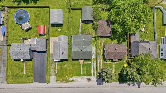 905 W 38th Avenue, Hobart, IN 46342