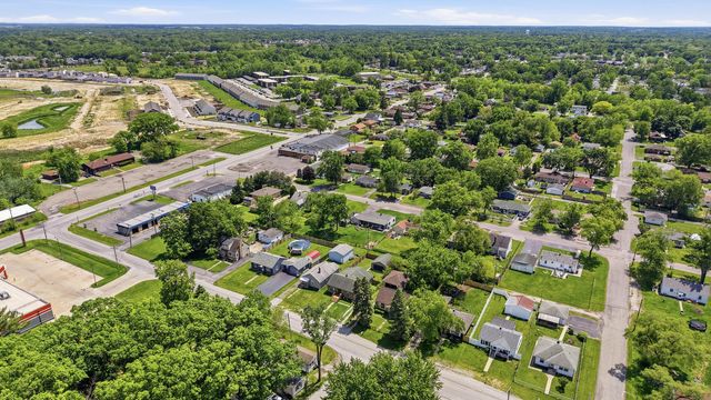 905 W 38th Avenue, Hobart, IN 46342