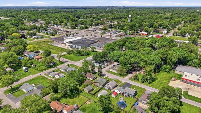 905 W 38th Avenue, Hobart, IN 46342
