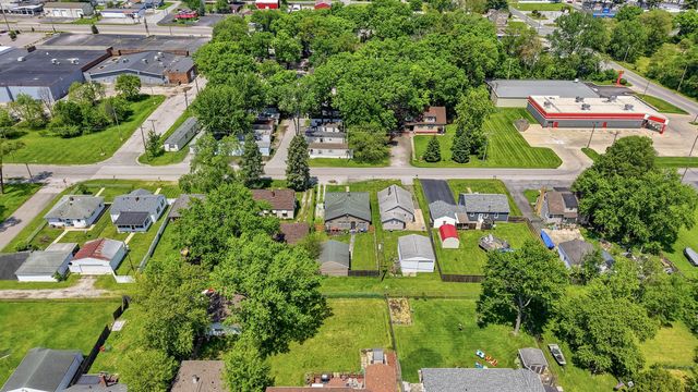 905 W 38th Avenue, Hobart, IN 46342