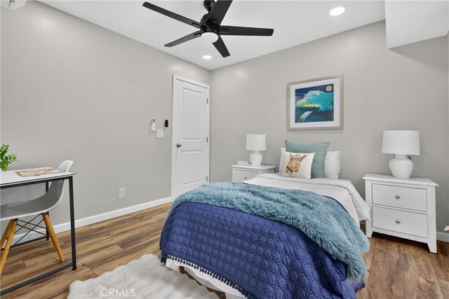 21530 Yucatan Avenue, Woodland Hills, CA 91364