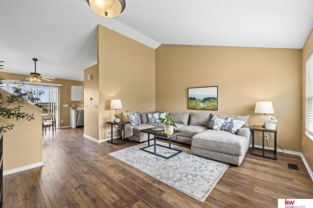 12714 Nebraska Avenue, Omaha, NE 68164