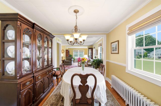 131 Terrace Avenue, West Babylon, NY 11704