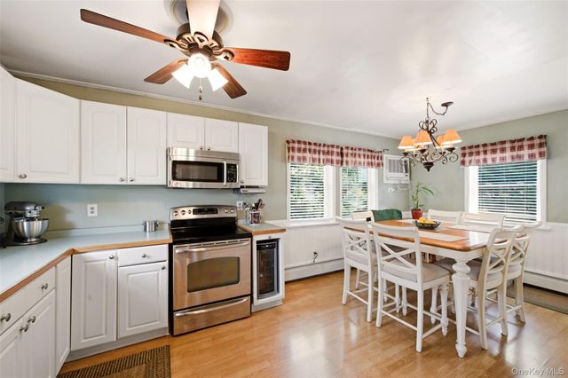 131 Terrace Avenue, West Babylon, NY 11704