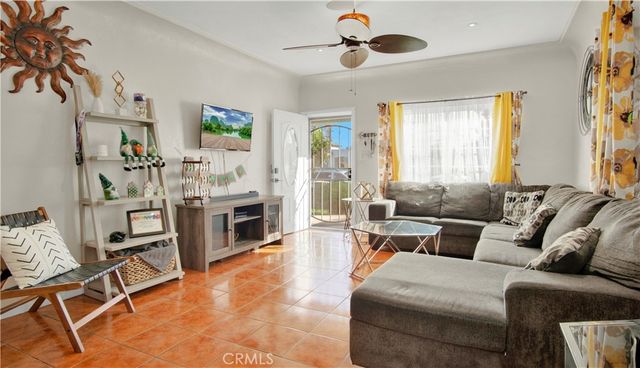 475 E Hullett, Long Beach, CA 90805