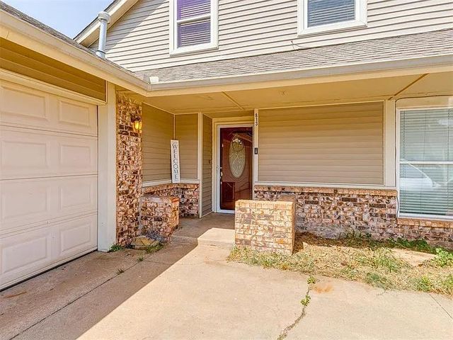 813 Lapwing Road, Edmond, OK 73003