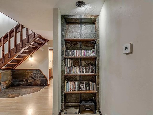 813 Lapwing Road, Edmond, OK 73003