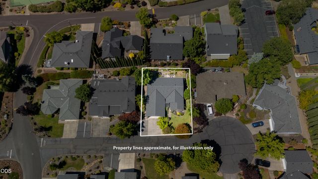 2471 Republic Way, Medford, OR 97504