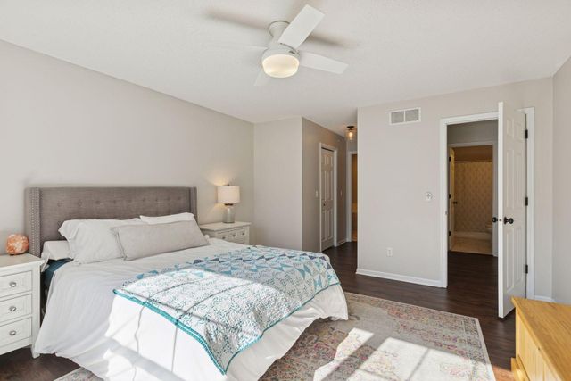 885 Braunworth Court, Chaska, MN 55318