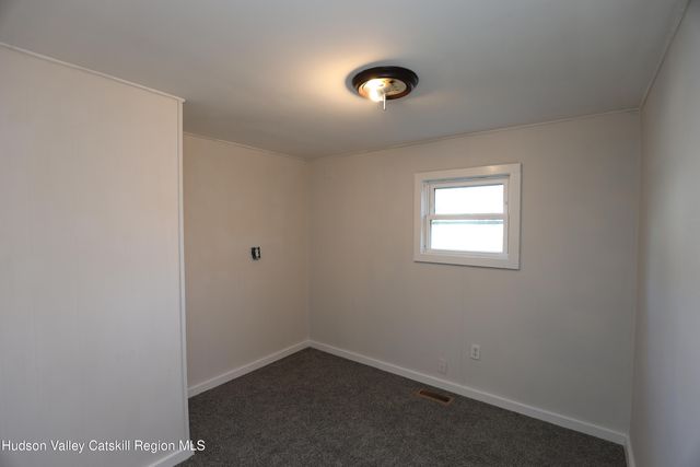 414 Joslen Boulevard 19, Hudson, NY 12534