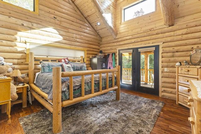 225 Eagle Ridge Road, Canyonville, OR 97417