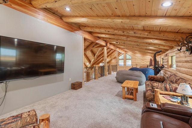 225 Eagle Ridge Road, Canyonville, OR 97417