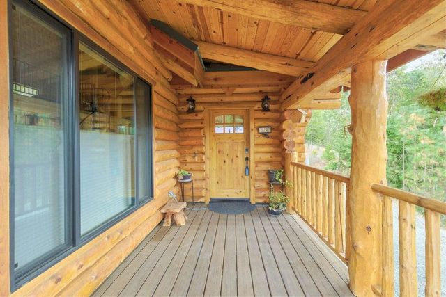 225 Eagle Ridge Road, Canyonville, OR 97417