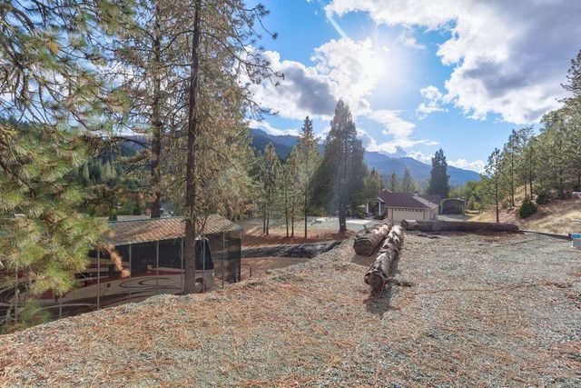 225 Eagle Ridge Road, Canyonville, OR 97417