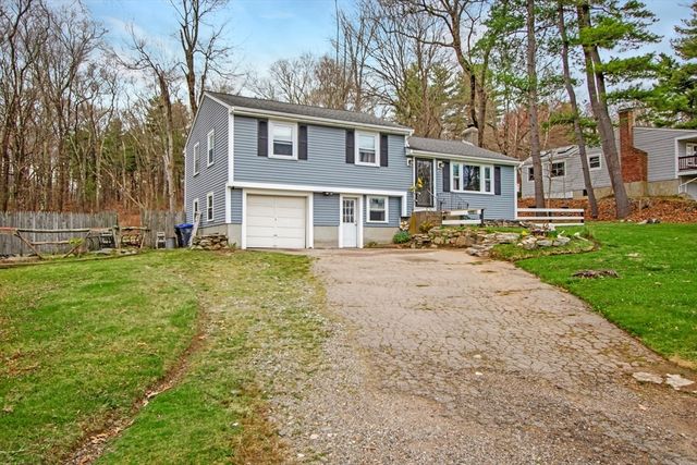 14 Walnut Street, Plainville, MA 02762