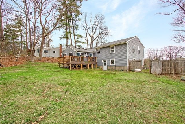 14 Walnut Street, Plainville, MA 02762