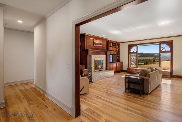 10423 Bridger Canyon Road, Bozeman, MT 59715