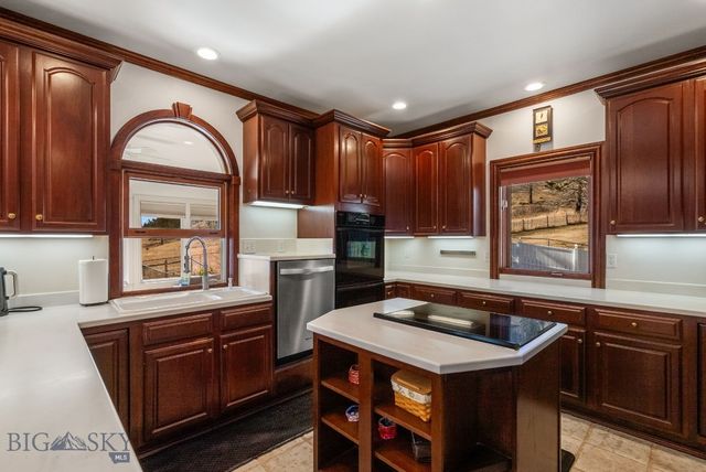 10423 Bridger Canyon Road, Bozeman, MT 59715