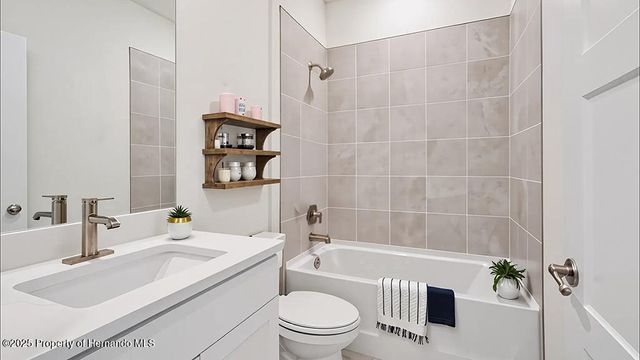 11251 Duckling Way, Weeki Wachee, FL 34613