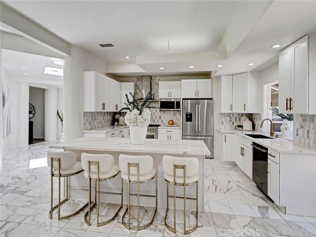 4557 Don Timoteo Drive, Los Angeles, CA 90008