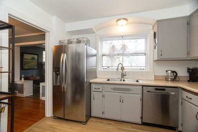 1747 N Sayre Avenue, Chicago, IL 60707