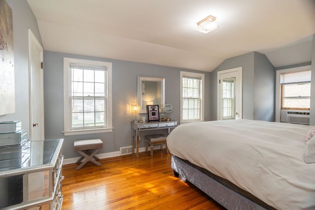 1747 N Sayre Avenue, Chicago, IL 60707