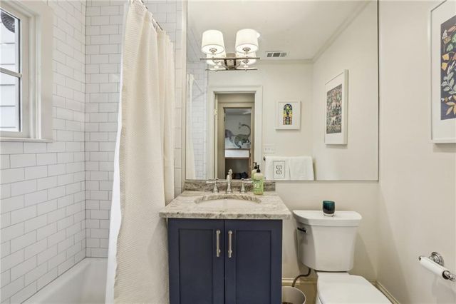 2415 Oldfield NW Road, Atlanta, GA 30327