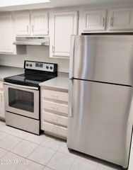 461 W HOLMES Avenue 383, Mesa, AZ 85210