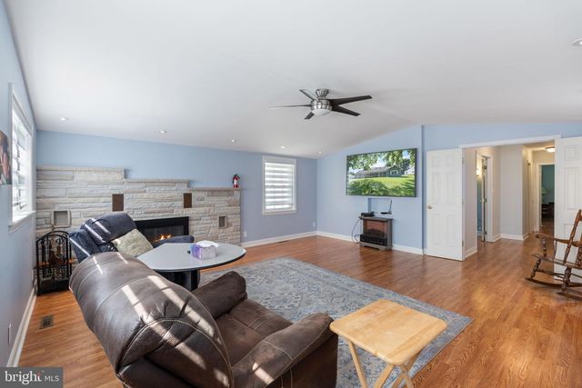 2817 STONYBROOK DR, Bowie, MD 20715