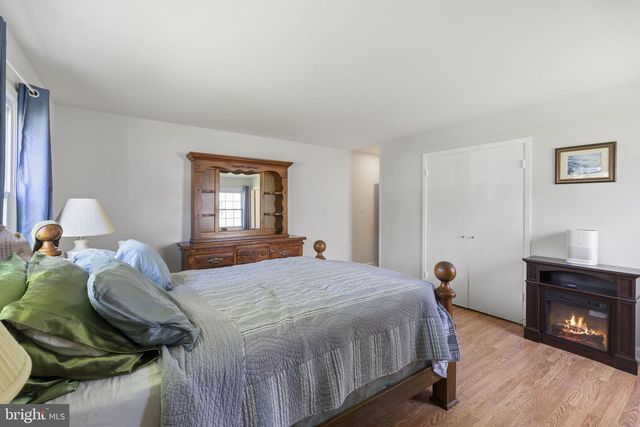 2817 STONYBROOK DR, Bowie, MD 20715