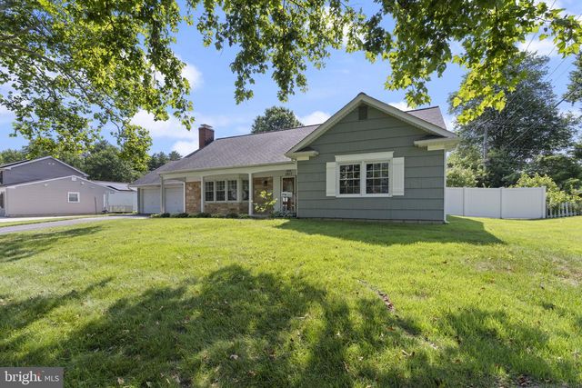 2817 STONYBROOK DR, Bowie, MD 20715
