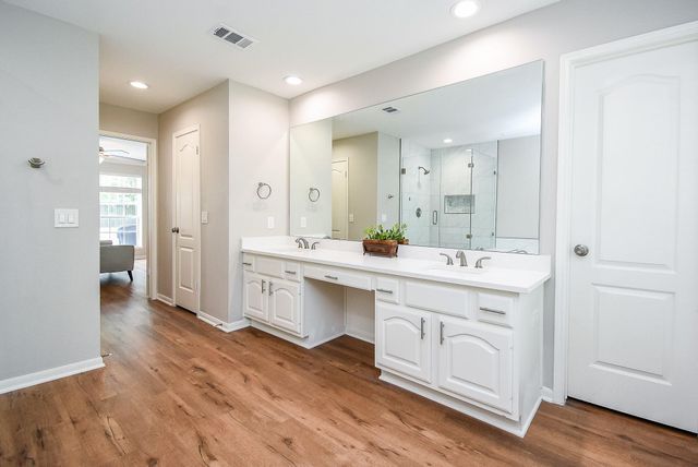 426 Oyster Creek Village Drive, Missouri City, TX 77459