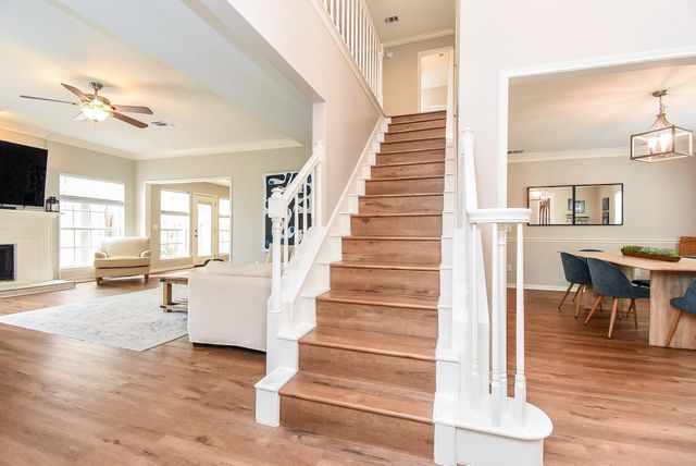 426 Oyster Creek Village Drive, Missouri City, TX 77459