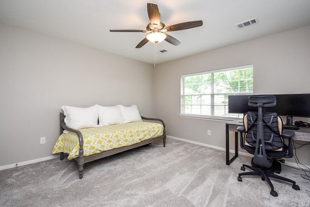426 Oyster Creek Village Drive, Missouri City, TX 77459