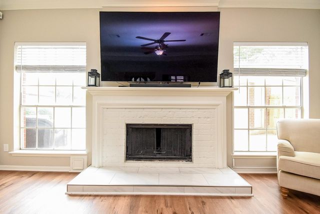 426 Oyster Creek Village Drive, Missouri City, TX 77459
