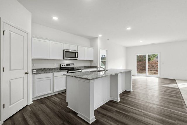 3543 Fellowship Rd, Columbia, TN 38401