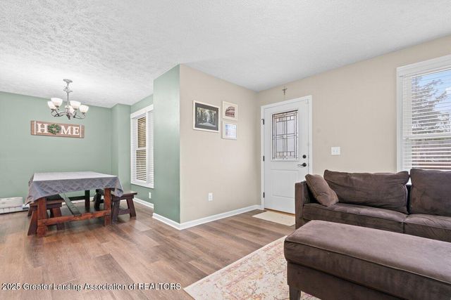 2036 Reo Road, Lansing, MI 48910