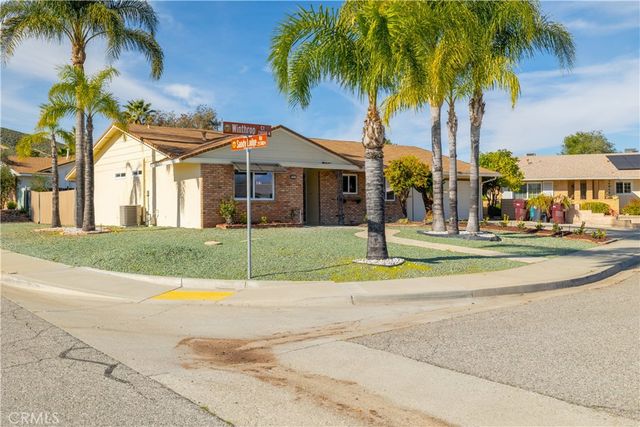 28061 Winthrop Court, Menifee, CA 92586
