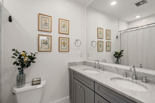 136 Sydney St 5, Boston, MA 02125