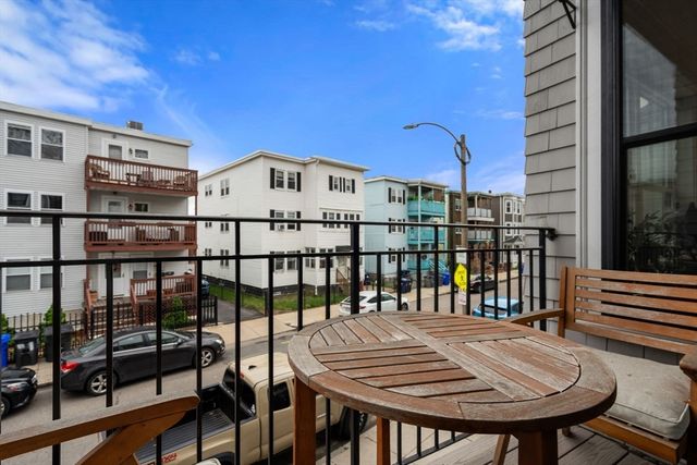 136 Sydney St 5, Boston, MA 02125