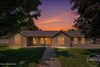 697 W Honeysuckle AVE, Hayden, ID 83835