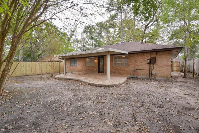 2075 Little Cedar Drive, Houston, TX 77339