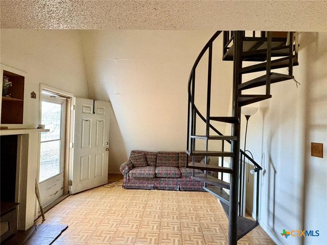 24 Colake Drive, Victoria, TX 77905