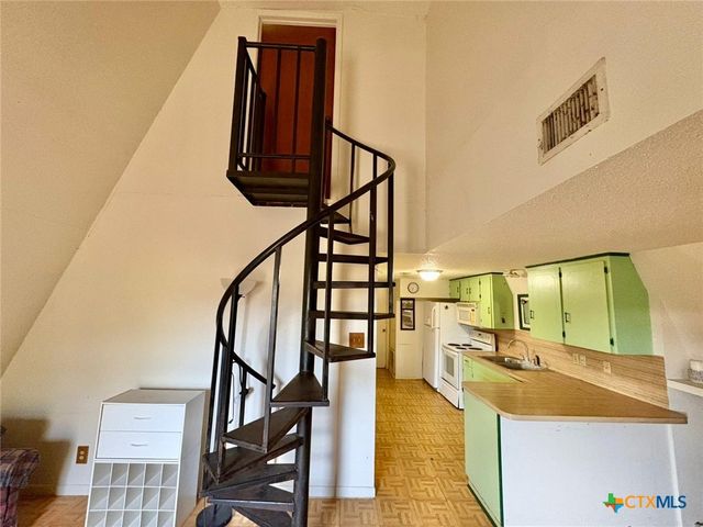 24 Colake Drive, Victoria, TX 77905