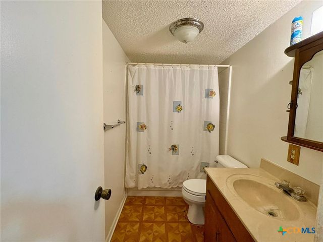 24 Colake Drive, Victoria, TX 77905